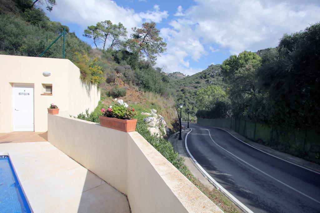 Benahavis Penthouse Apartment Exterior photo